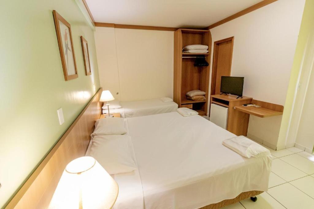Golden Dolphin Grand Hotel - Suite Pool Caldas Novas Exteriör bild